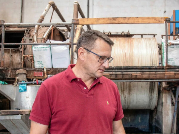 Gregor Kölblinger ist der Einzige, der noch Felle in der Größe einer Kuh gerben kann. Der letzte Gerber in der Region